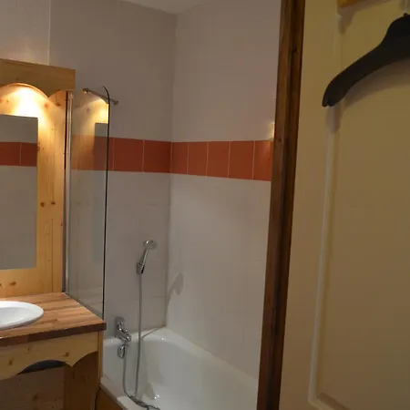 3 Vallees, Piscine Et Sauna Apartment *