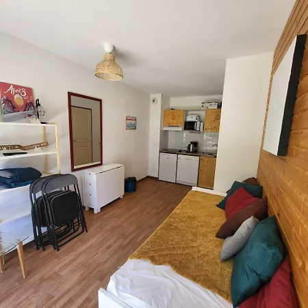 3 Vallees, Piscine Et Sauna Orelle